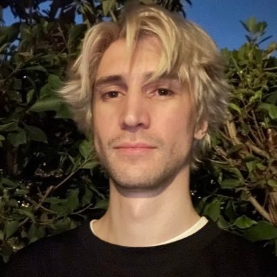 xQc profile photo